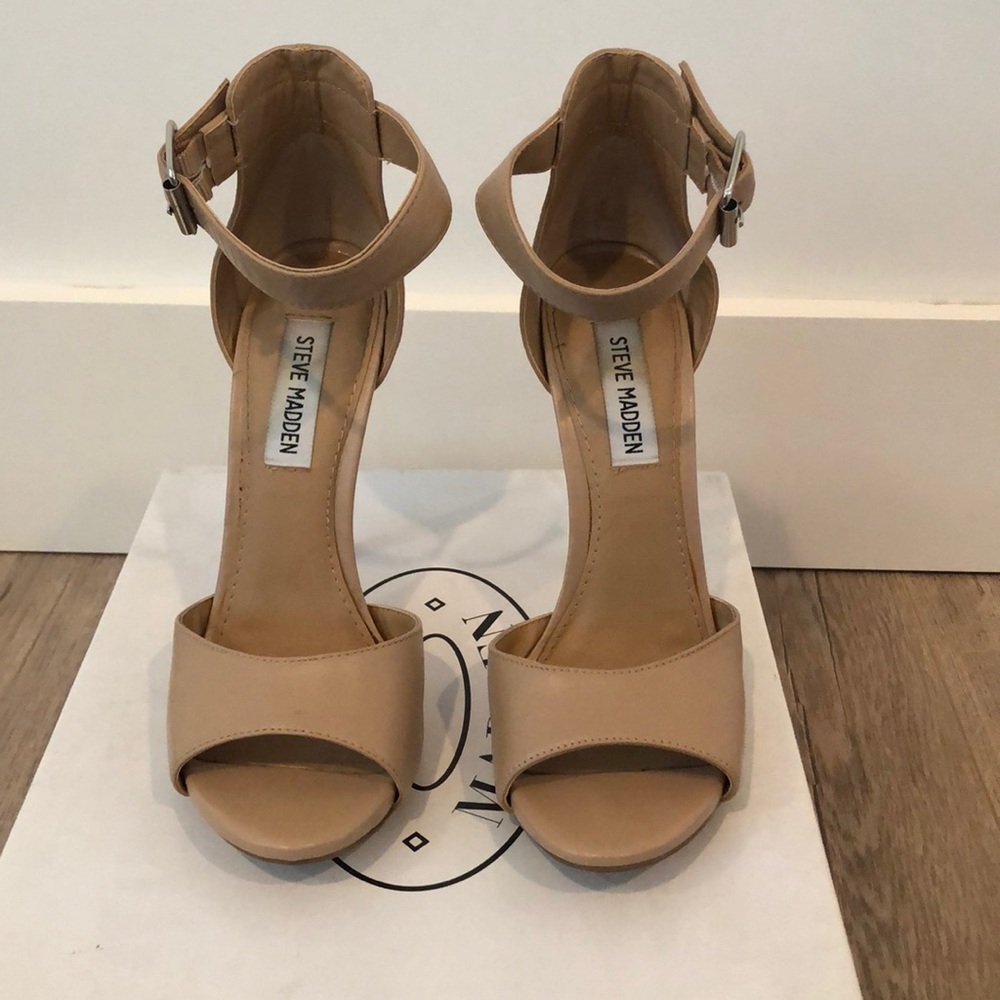 Steve Madden Tan Heals